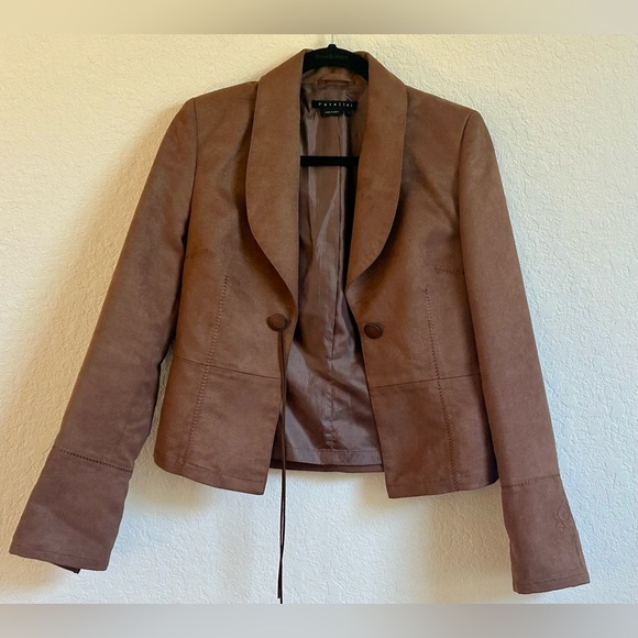 Good Used Condition: women’s Parallel jacket size: S - Picture 2 of 8